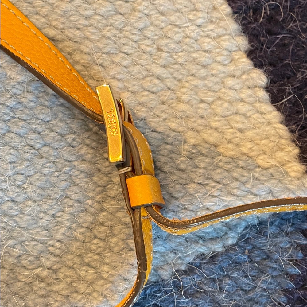 Tod's Mustard Yellow Leather Tote - Picture 6 of 8